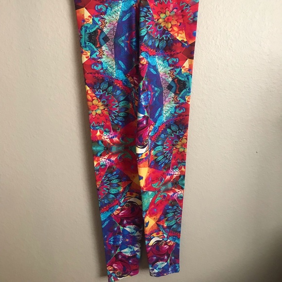 1 Pair of Colorful Patterned High Quality Leggings. Made in Brazil. - Picture 3 of 5
